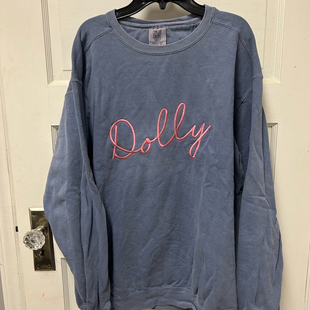Comfort Colors Dolly Parton blue sweatshirt Light Blue Tee size large